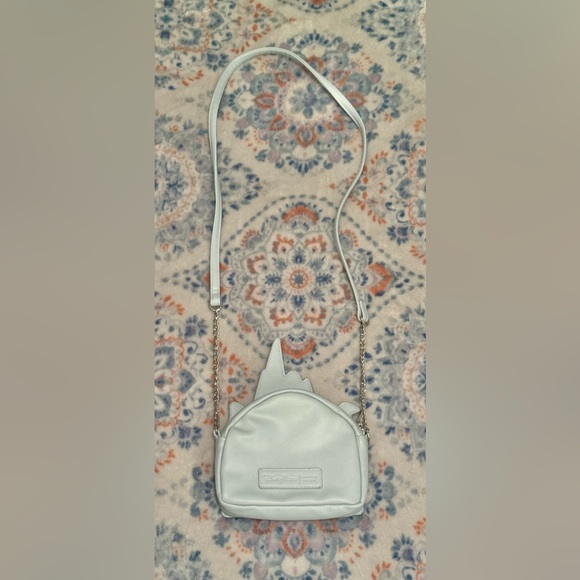 Danielle Nicole Disney Parks Cinderella Castle Crossbody Purse Bag RARE - Picture 7 of 11